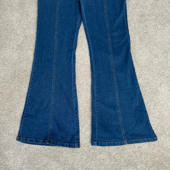 Denim Jumpsuit 🪩🤍 - Picture 3 of 4